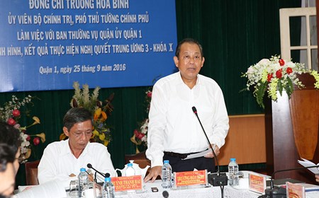 Phó Thủ tướng Thường trực làm việc với Thường vụ Quận ủy Quận 1, TPHCM